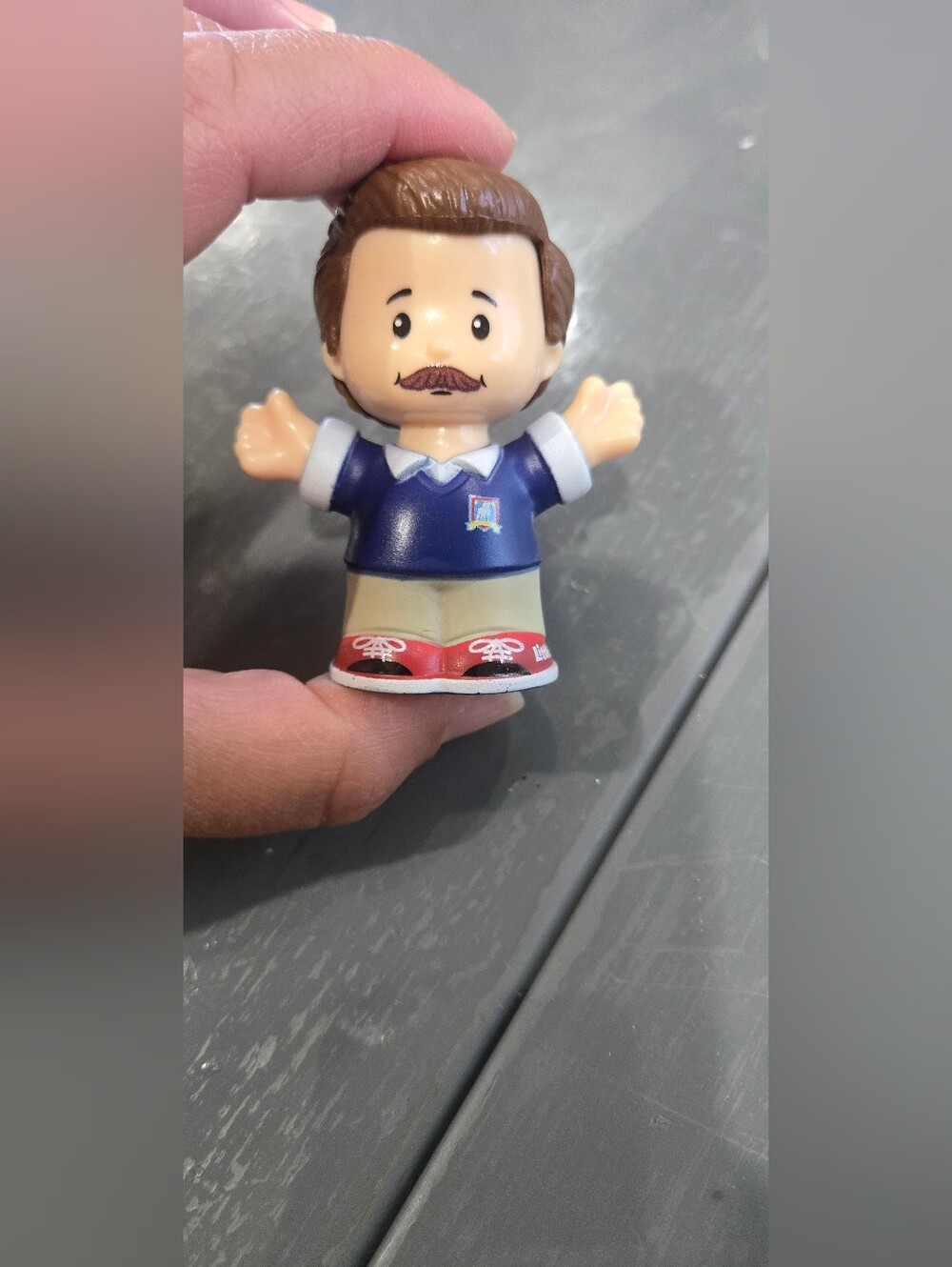 Little People Collector AFC Richmond Figure Set - Multicolor - Picture 6 of 9